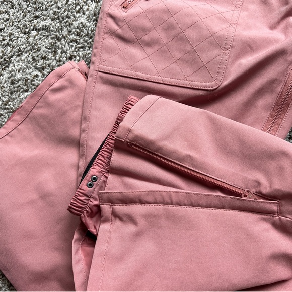 Burton Women’s ski pants, Size S - Picture 10 of 11